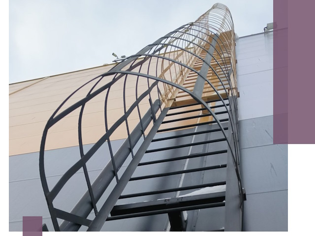 Изготовление и монтаж пожарных лестниц в Севастополе профессионально