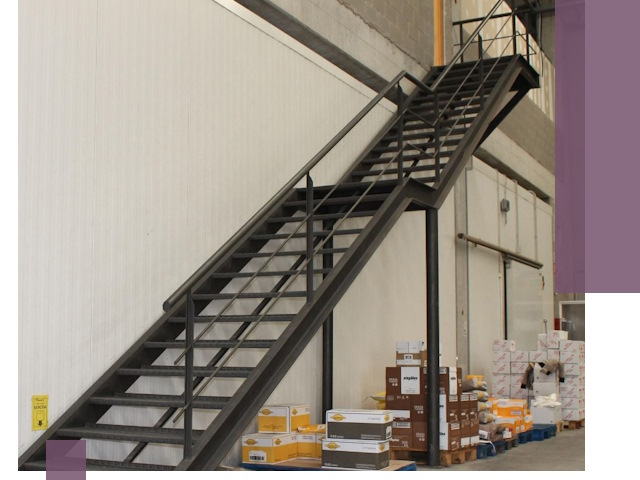Лестницы для производства в Севастополе — изготовление и монтаж