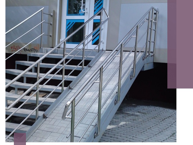 Пандус на крыльцо под ключ в Севастополе: монтаж и изготовление