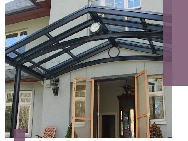 Изготовление и монтаж навесов и козырьков в Севастополе