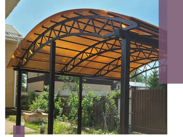 Изготовление навесов под ключ в Севастополе из качественных материалов